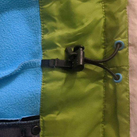 Under Armour women's snowboard jacket - Picture 12 of 17